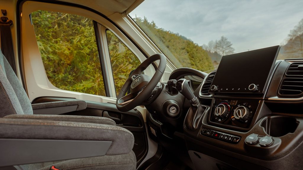 Multifunktionslenkrad im Opel Movano